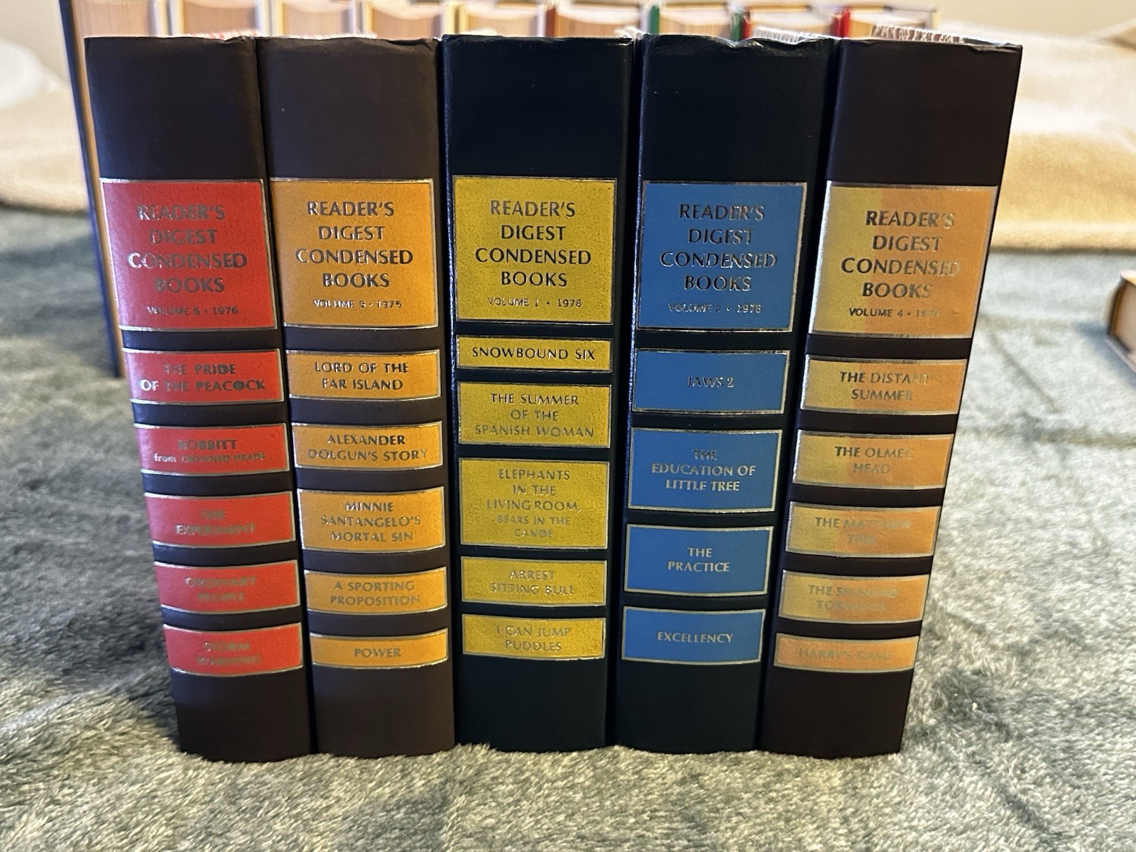 Lot Of 17 Readers Digest Condensed Books Mix Of 70s, 80s Through 90s EUC