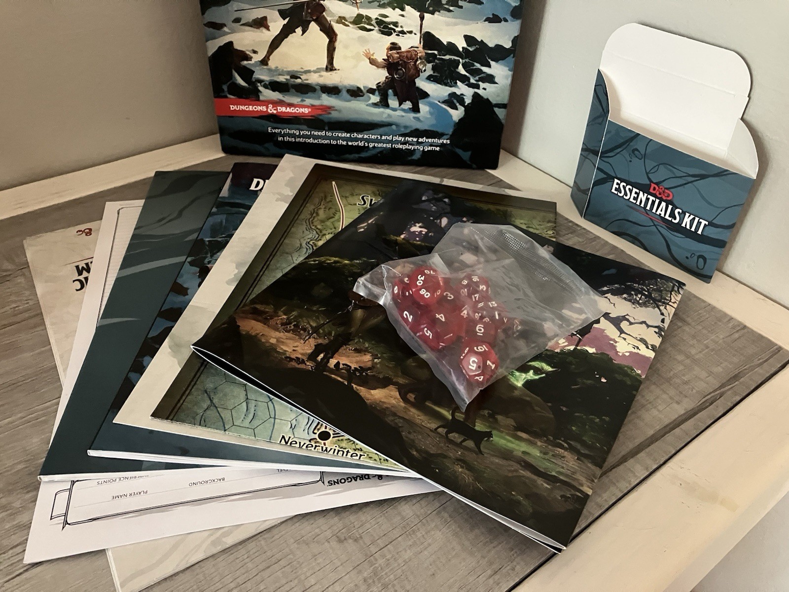 Dungeons and Dragons Essentials Kit (d&d Boxed Set) by Wizards RPG Team…