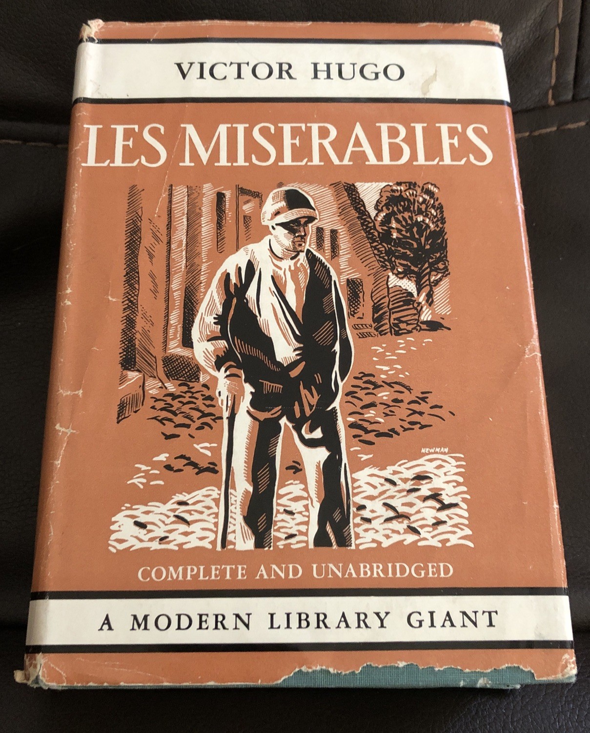 Les Miserables – Victor Hugo Unabridged, Vintage 50’s Hardcover Dust Jacket