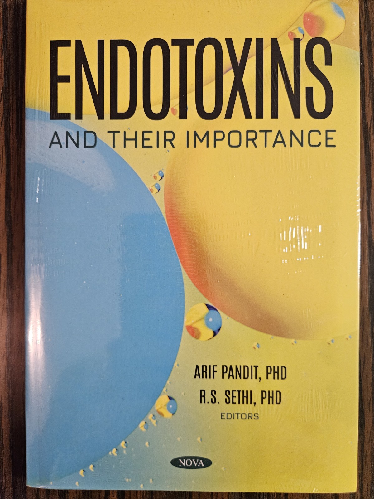 Endotoxins and their Importance by Arif Pandit (English) Paperback Book