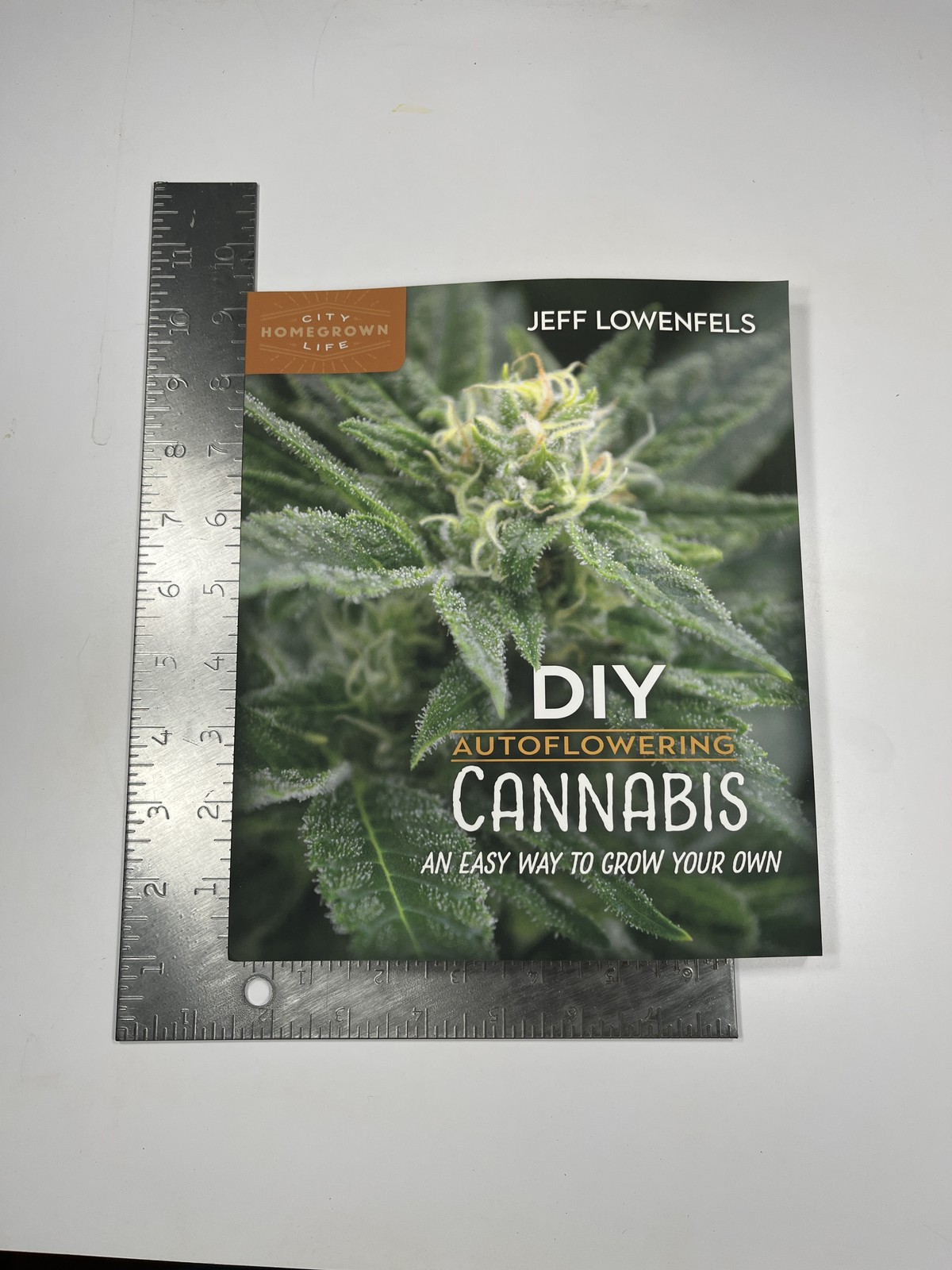 collectable book Diy Autoflowering Easy Guide To Grow Your Own Authentic