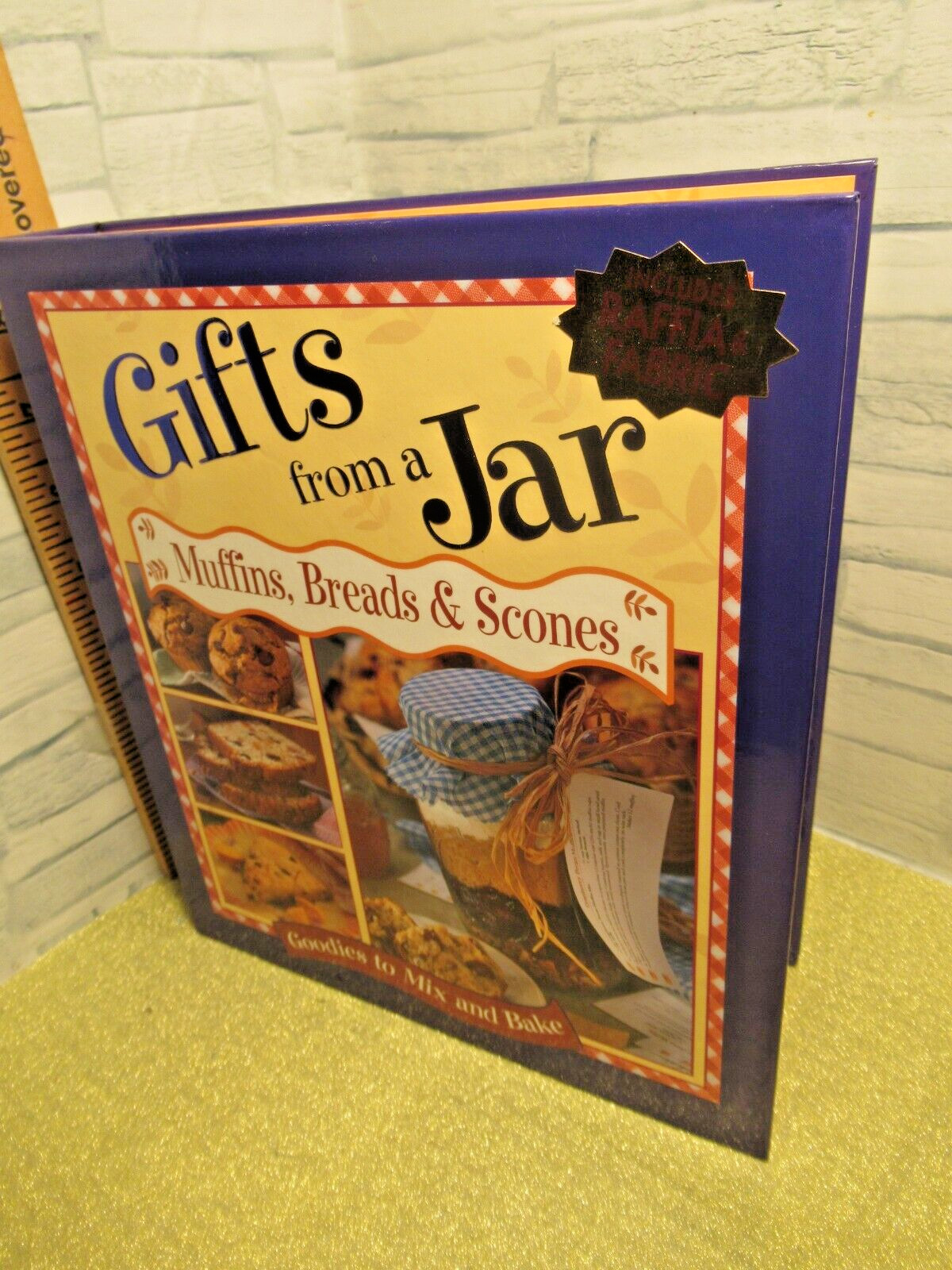 Gifts from a Jar / Muffins, Breads and Scones / 2005, Hardcover /