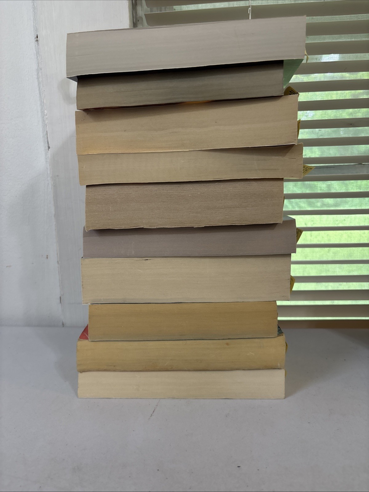 Lot of 10 – Mystery and Thrillers – Mixed Authors – FREE SHIPPING