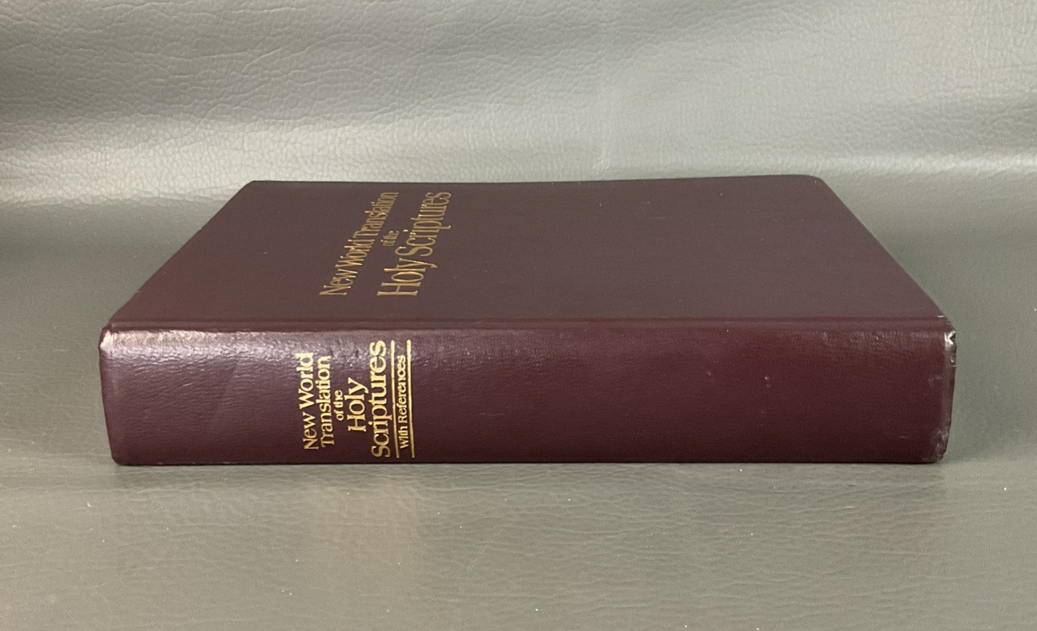 New World Translation of the Holy Scriptures Hardcover Bible 1984 Watchtower