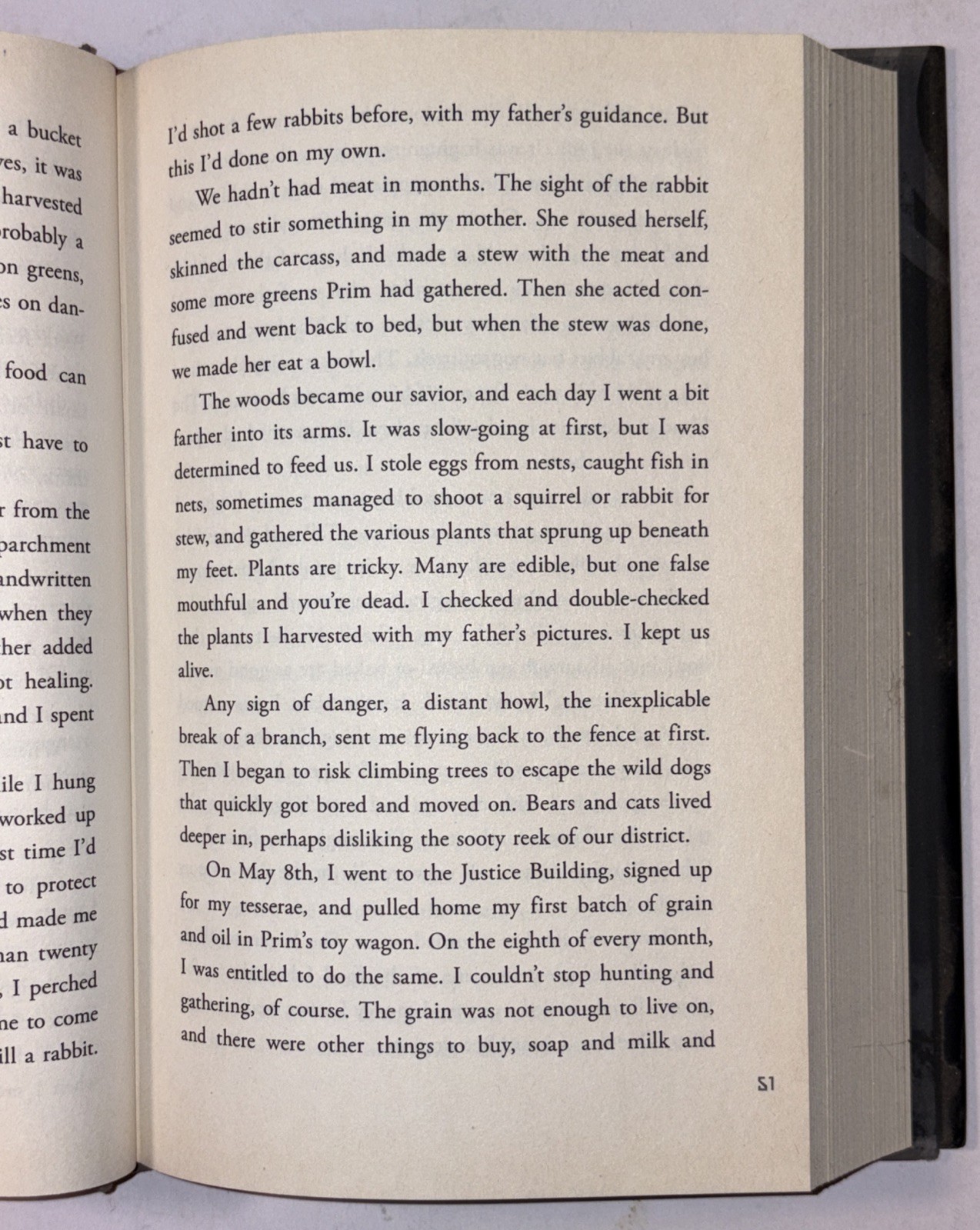 The Hunger Games Suzanne Collins 1st Edition Hardcover 2008 DJ 12th Printing