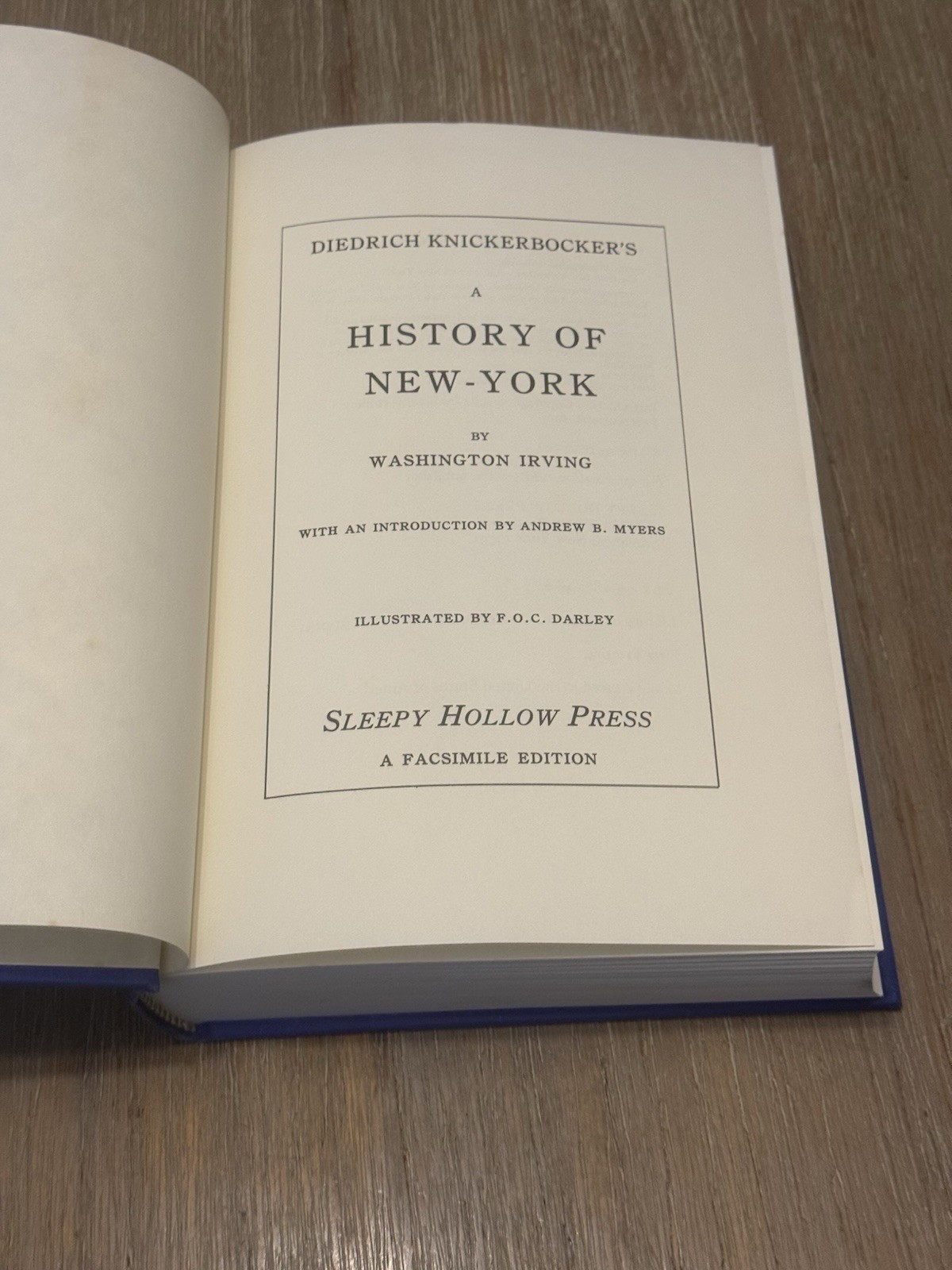 KNICKERBOCKER’S HISTORY OF NEW YORK by Washington Irving 1981 Hardcover/DJ