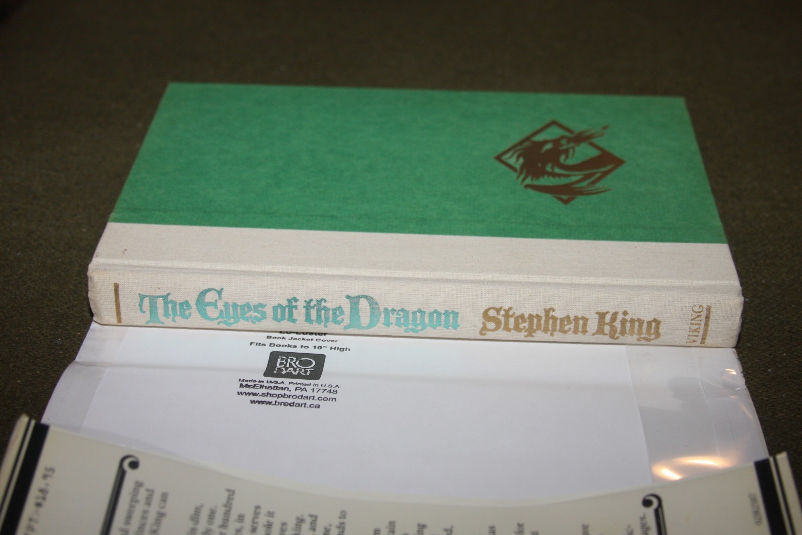The Eyes of the Dragon by Stephen King 1987 HC 1st Edition w/ Embossed Cover