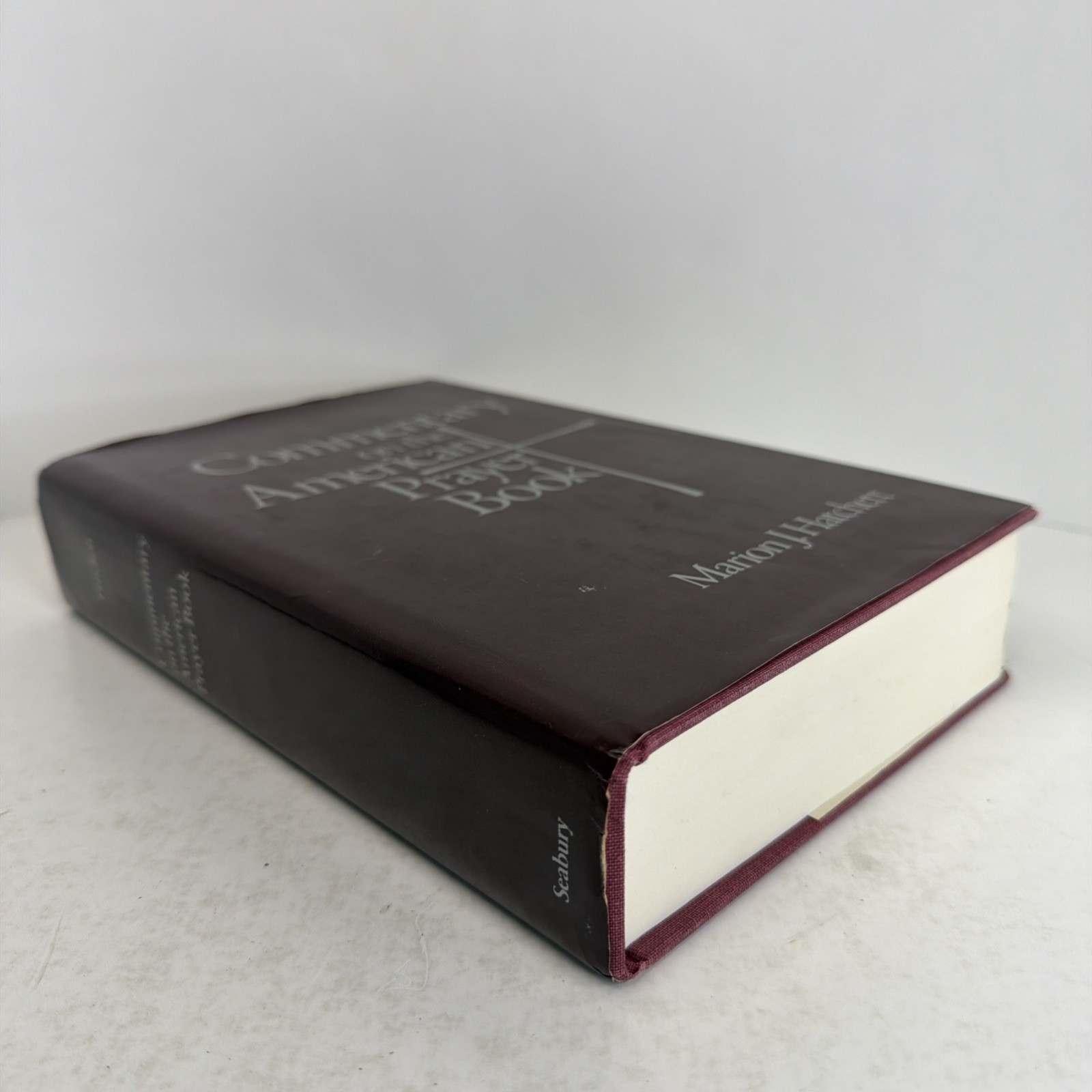 Commentary on the American Prayer Book 1979 HCDJ by Marion J. Hatchett