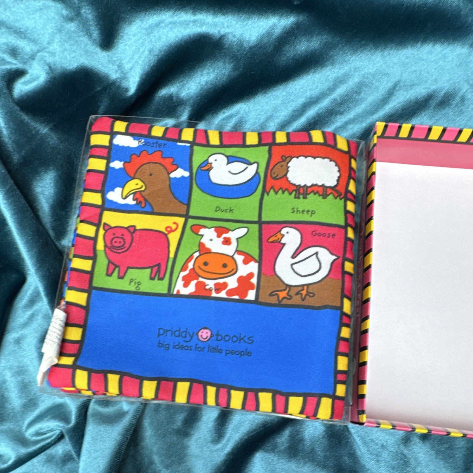 Roger Priddy – Fluffy Chick and Friends Touch-and-Feel Cloth/Bath Book (2015)
