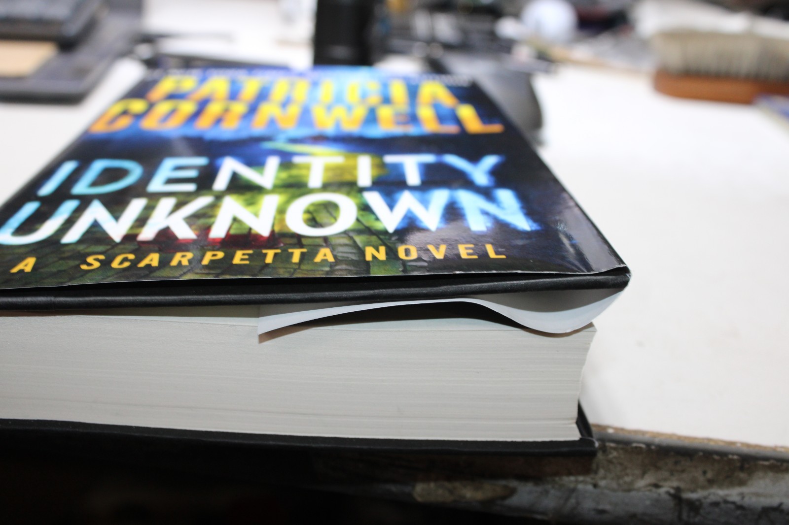 Identity Unknown; Kay Scarpetta – 9781538770382, Cornwell, hardcover, new