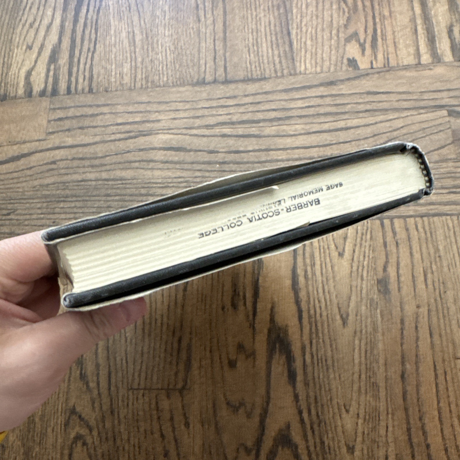SIGNED Gwendolyn Brooks Poetry & the Heroic Voice HC DJ – Ex Library