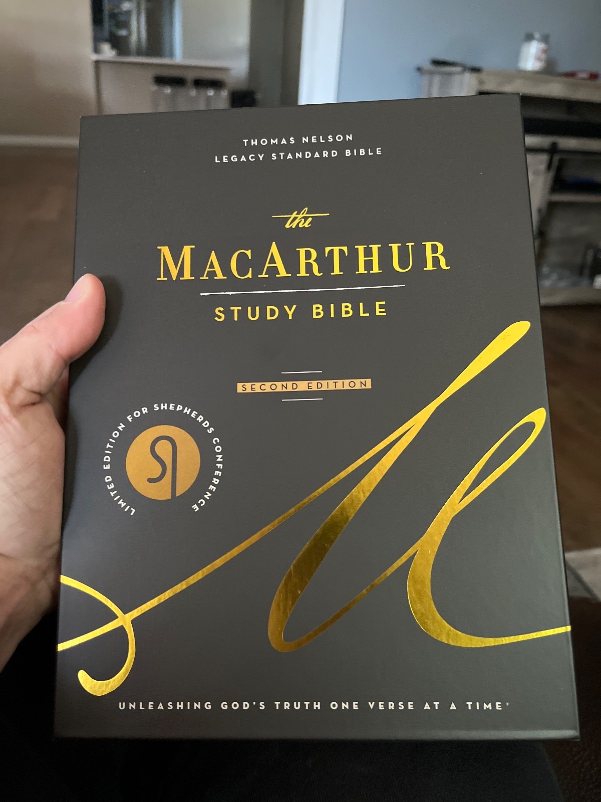 macarthur study bible legacy standard bible