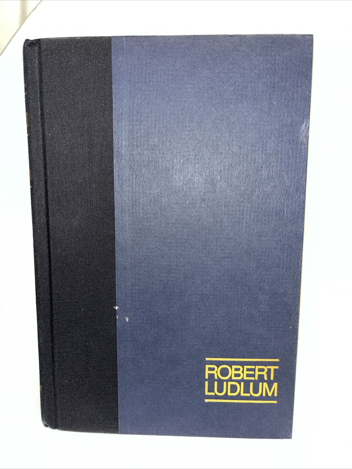 The Bourne Ultimatum by Robert Ludlum – Hardcover 1990 FIRST EDITION
