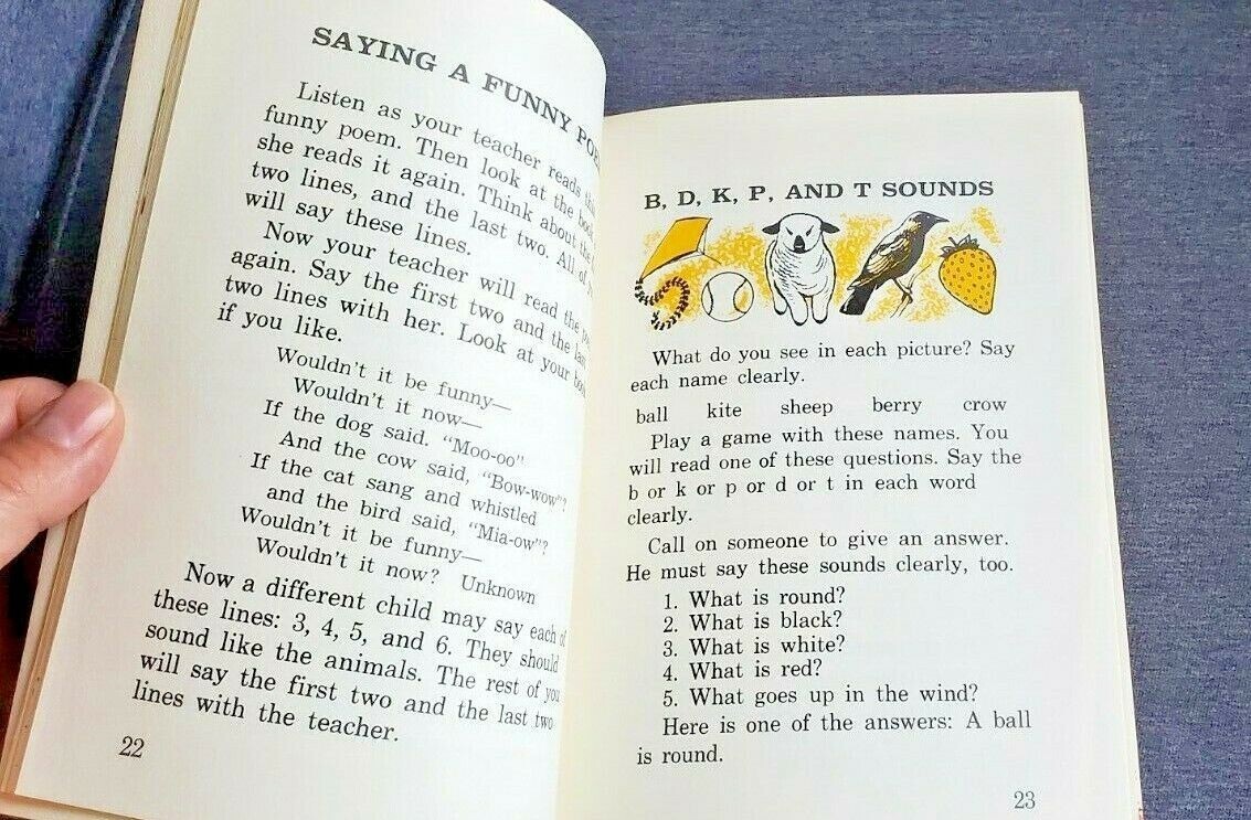 Happy Sounds Oral Reading and Linguistics 1969 Mildred A. Dawson Benefic Press