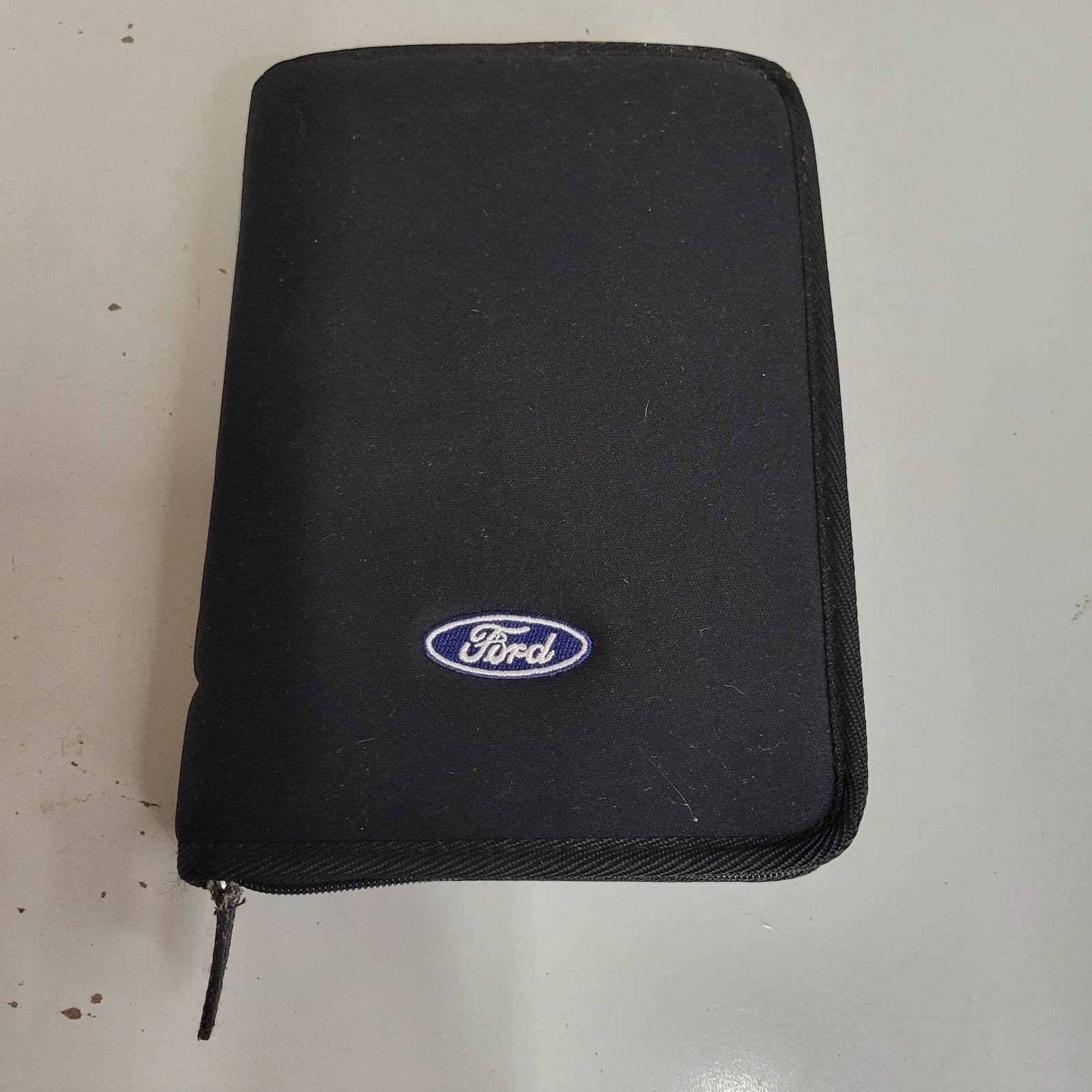 2004 04 Ford Explorer Owner’s Manual Guide Book Set OEM With Case