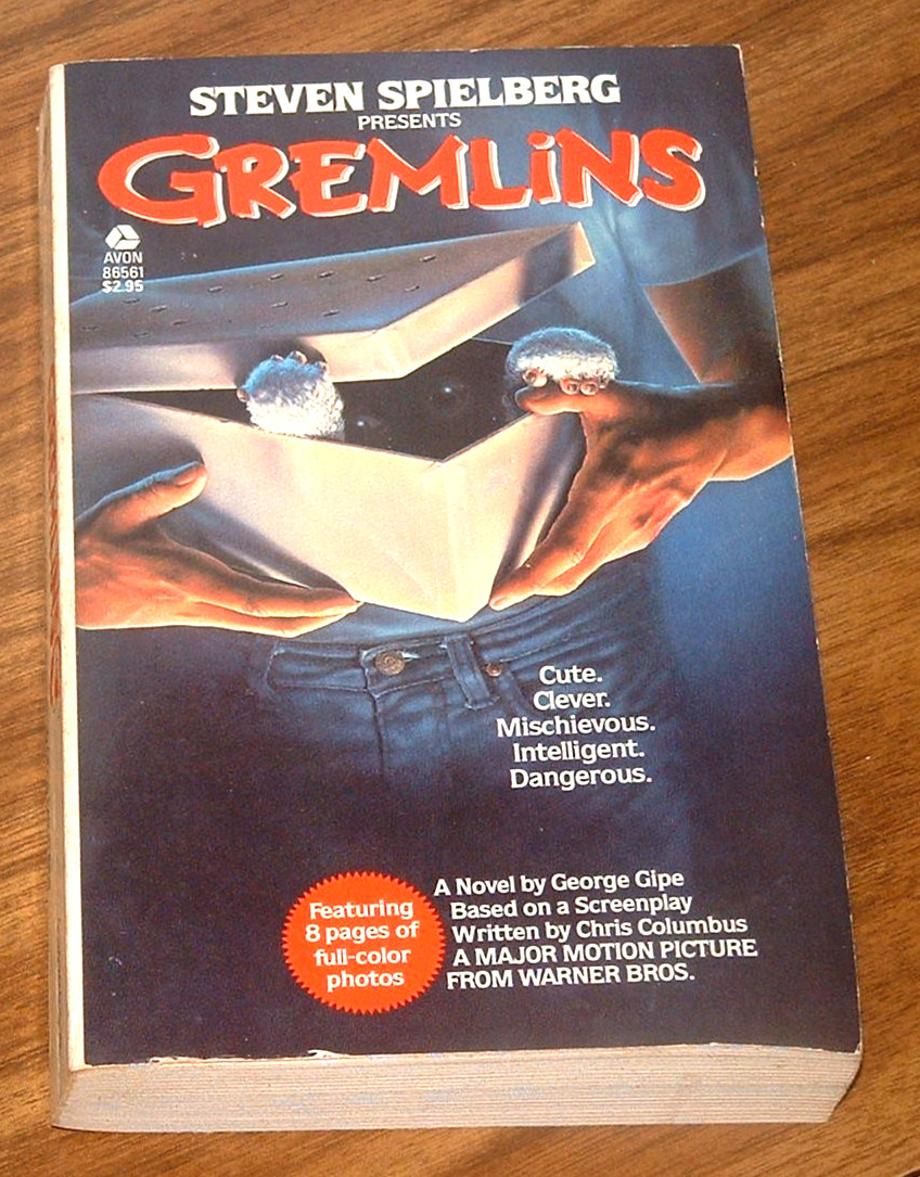 GEORGE GIPE/Chris Columbus GREMLINS MOVIE TIE-IN 8 FULL-COLOR PHOTO PP SPIELBERG