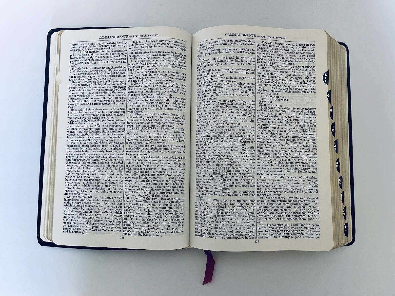Nave’s Topical Bible Digest Black Leather Bound Thumb Indexed Southwestern