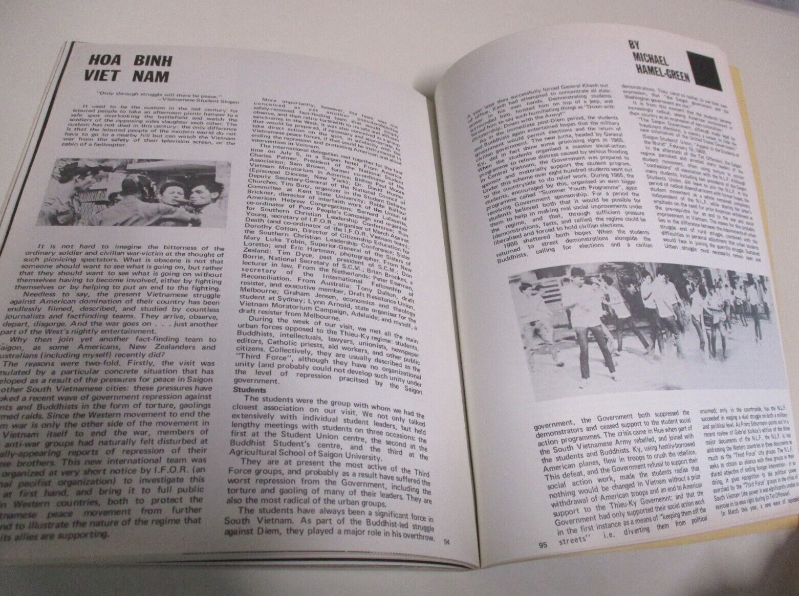 Melbourne University Magazine – Plus Bonus Record and Poster – 112 Pages – 1970