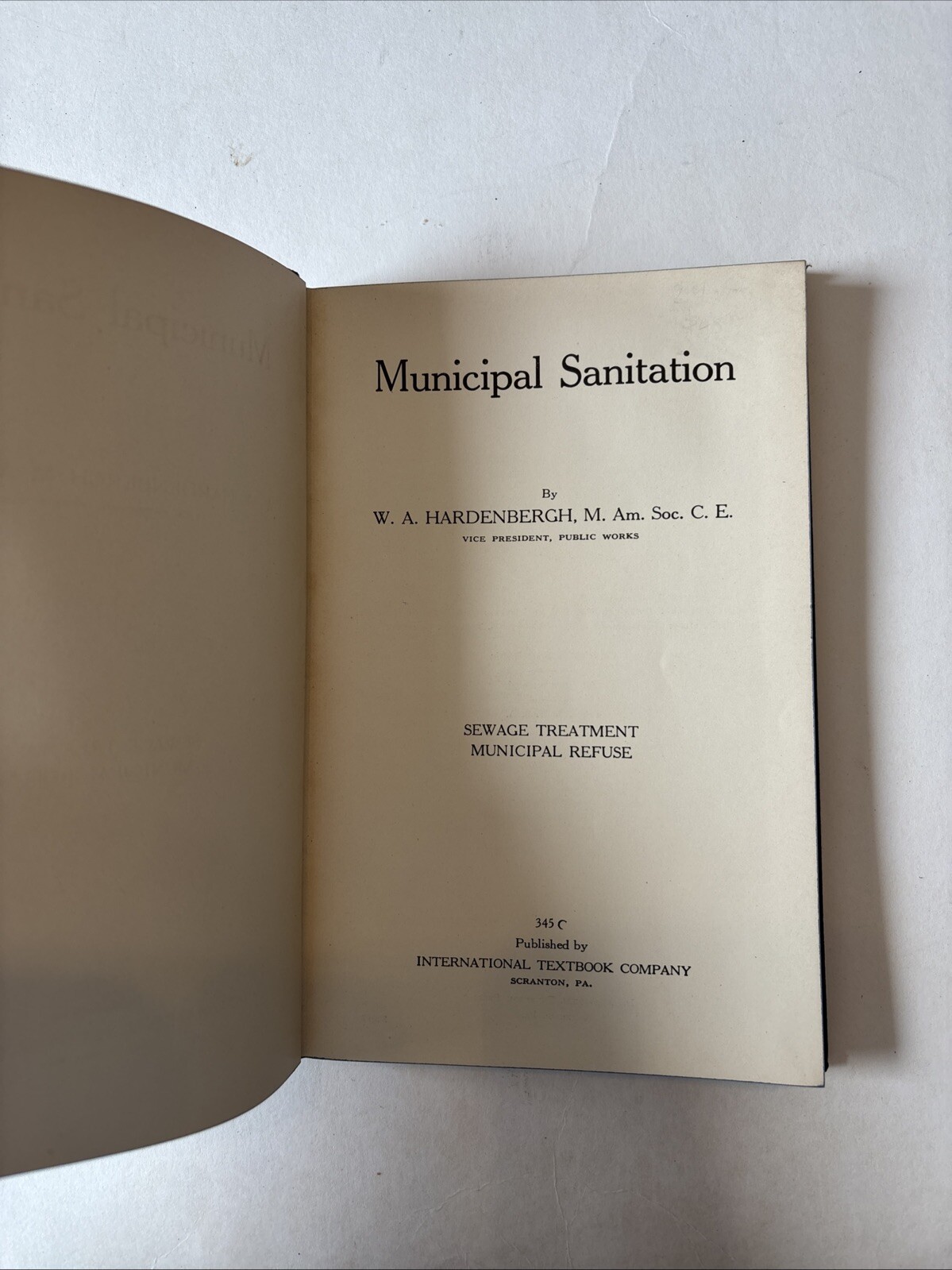 Municipal Sanitation International Textbook Company 1938 345C￼