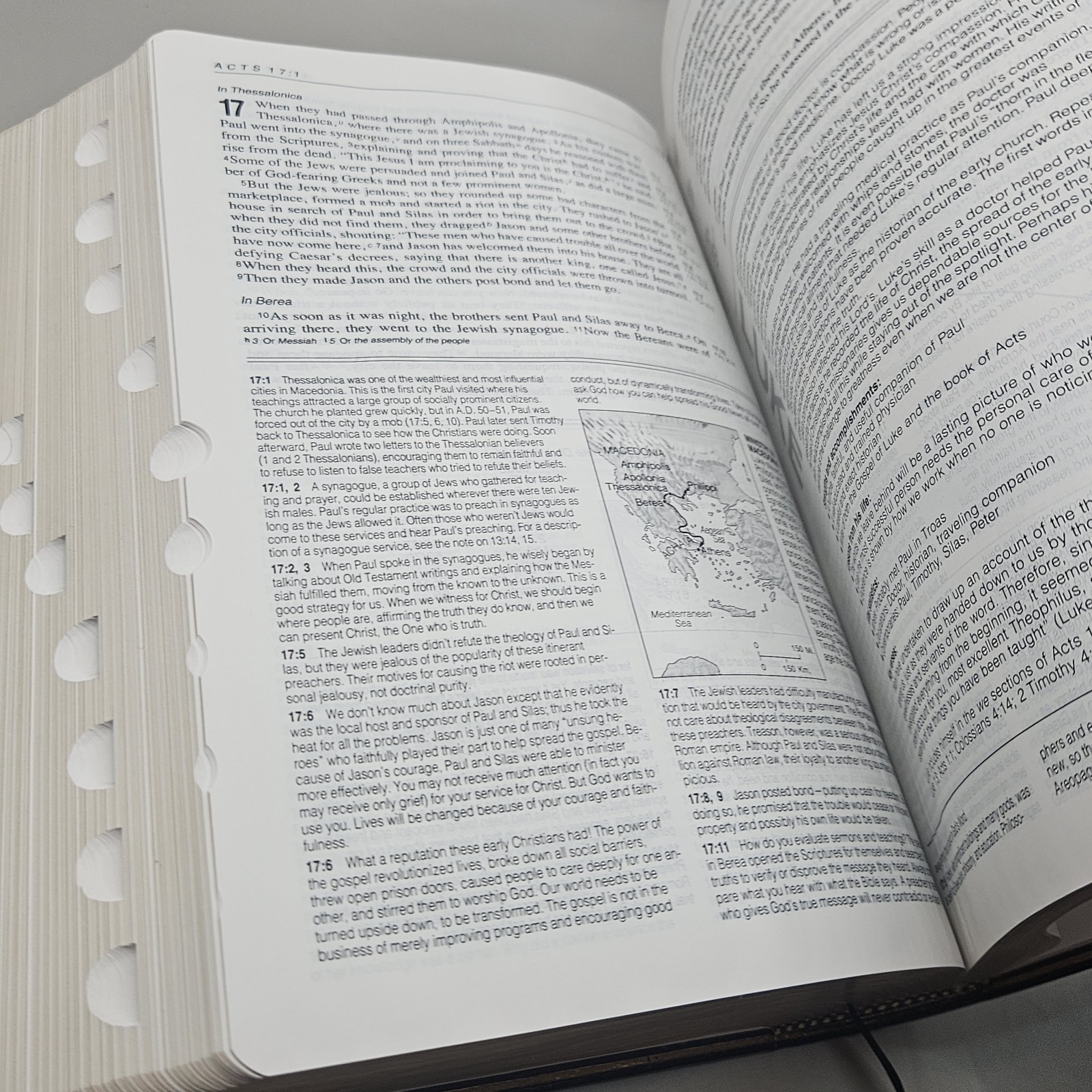 NIV 1984 Life Application Study Bible Thumb Indexed – Black Genuine Leather