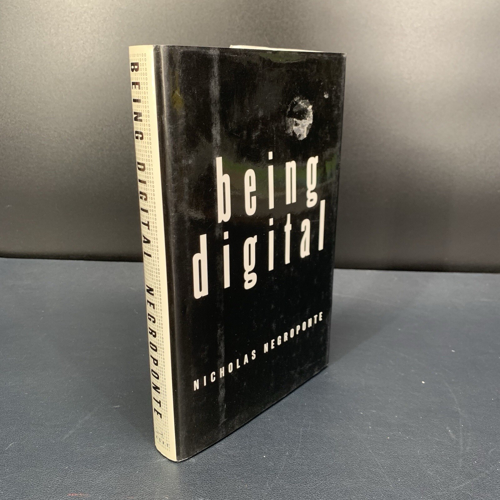 BEING DIGITAL by Nicholas Negroponte – 1st Edition Hard Cover DJ 1995. C6