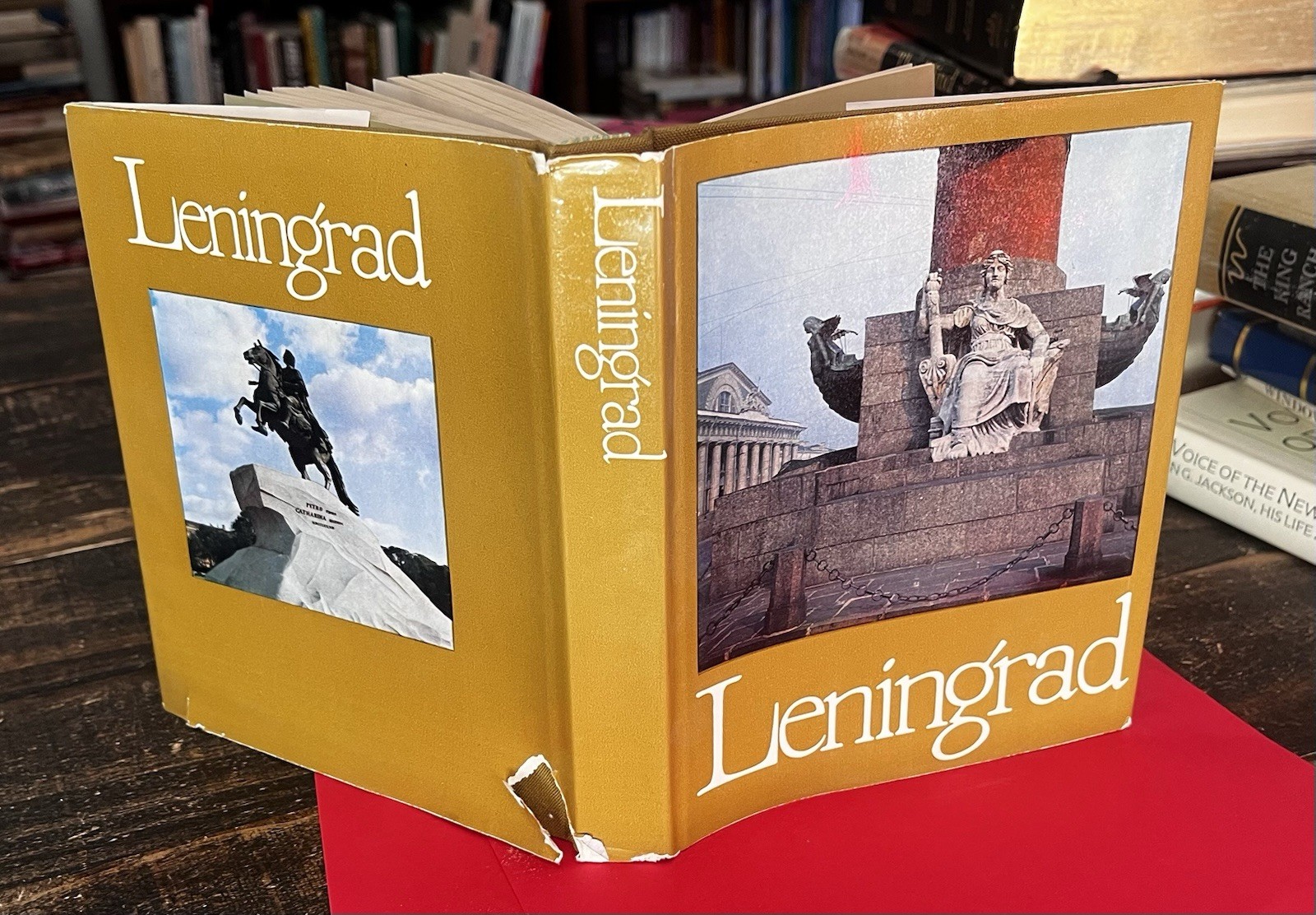 1972 Leningrad Art and Architecture Soviet Published CCCP Russia Book