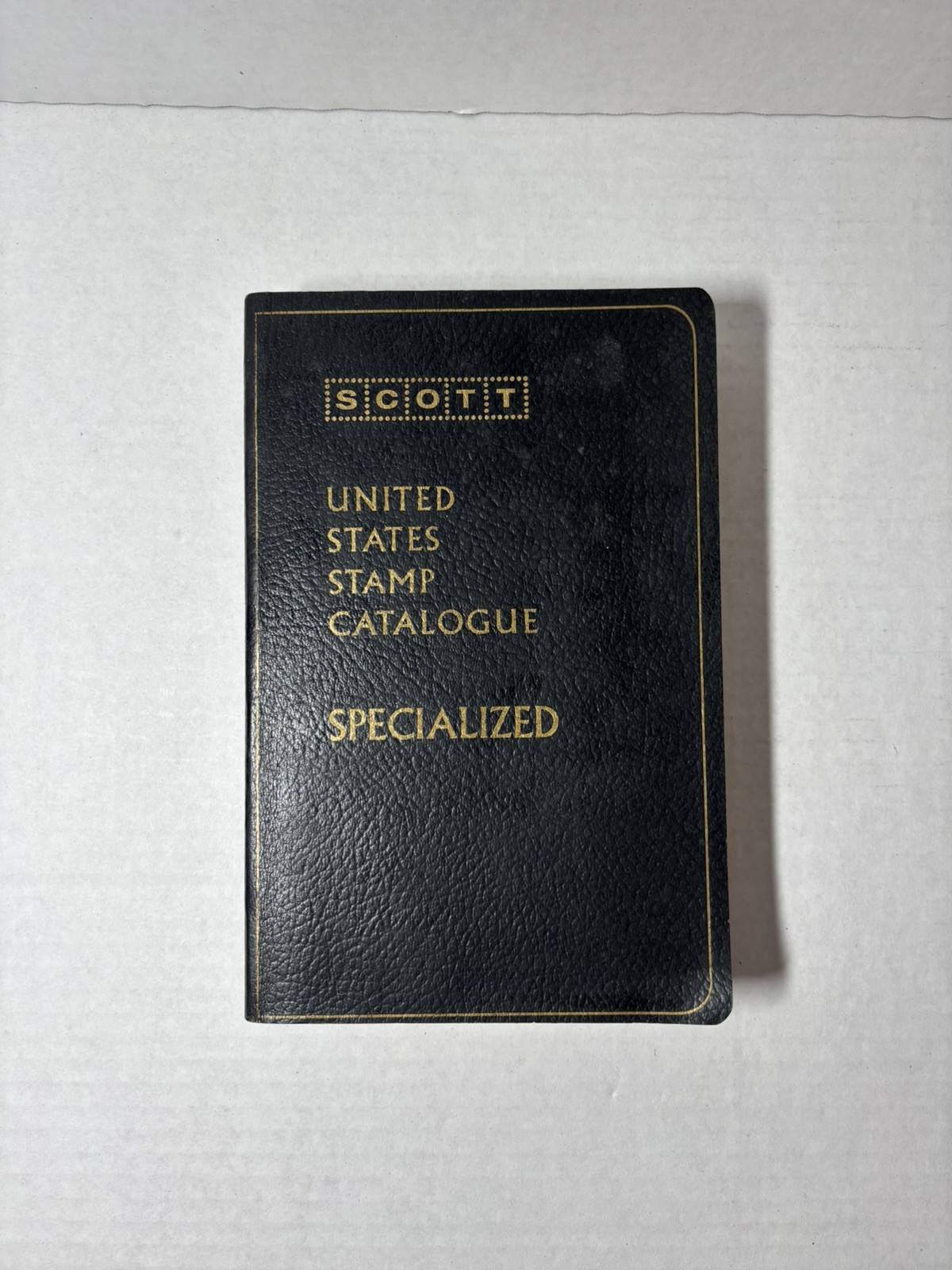 SCOTT UNITED STATES SPECIALIZED STAMP CATALOGUE – 1976 54TH EDITION