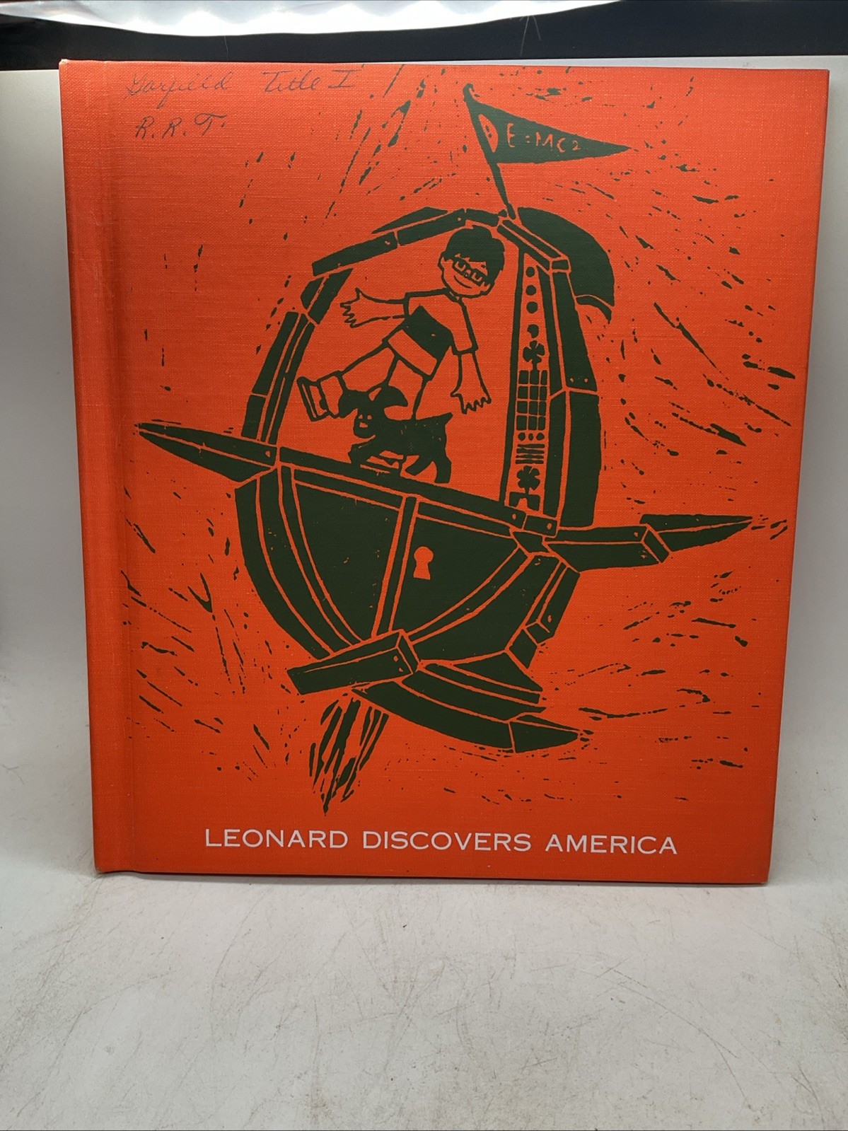 Leonard Discovers America – Gene Darby – 1965 Field Educational Publications