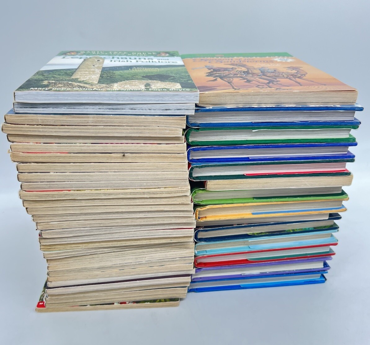 MAGIC TREE HOUSE Series, Mary Osborne HC & SC, Good Condition 1-40s Lot of 43