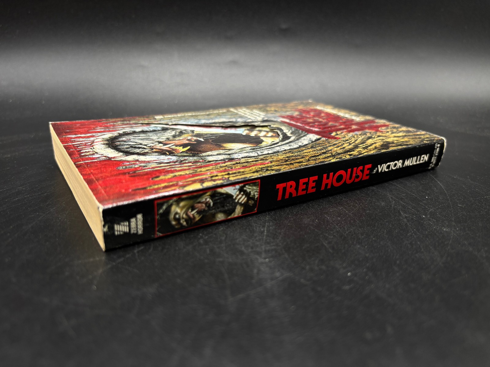 Victor Mullen TREE HOUSE vintage 1989 1st prtg PB horror Paperbacks from Hell