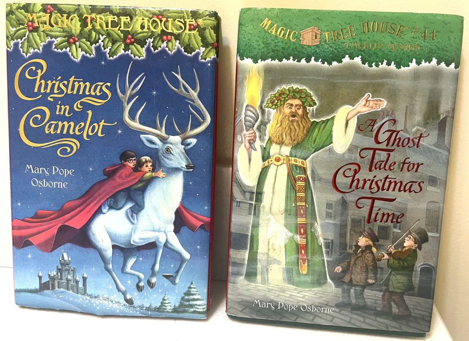 CHRISTMAS IN CAMELOT A GHOST TALE FOR CHRISTMAS TIME #44 Magic Tree House 2 Lot