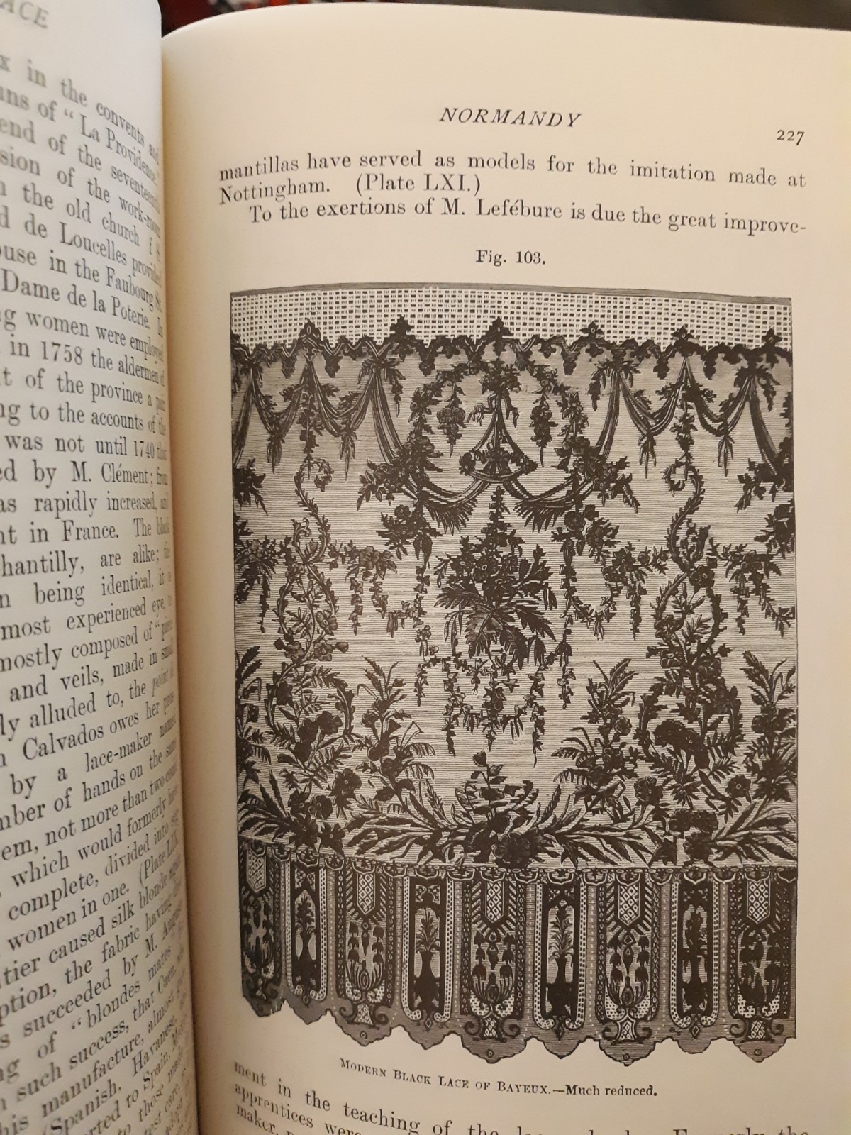 History of Lace by Bury Palliser (English) Paperback 266 Illustrations 1984 Ed.