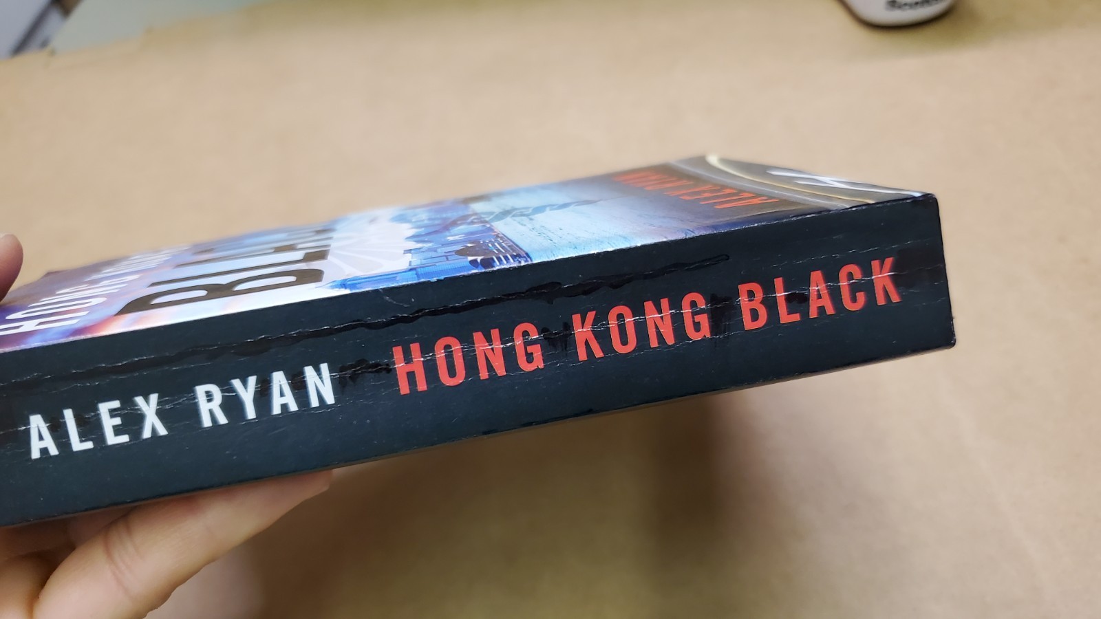 Hong Kong Black By Alex Ryan Worldwide Library 2017 Paperback
