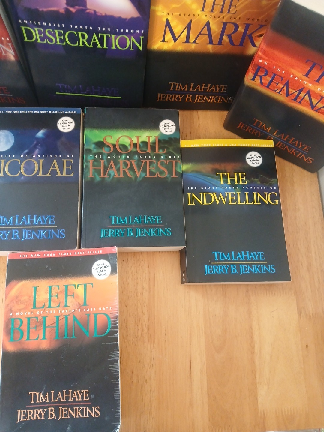 TIM LAHAYE & JERRY B JENKINS LEFT BEHIND SERIES LOT OF 10HARD COVER &Soft BOOKS