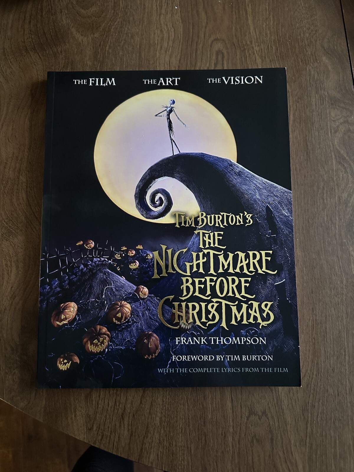 Disney Editions Deluxe (Film) Ser.: Tim Burton’s the Nightmare Before Christmas