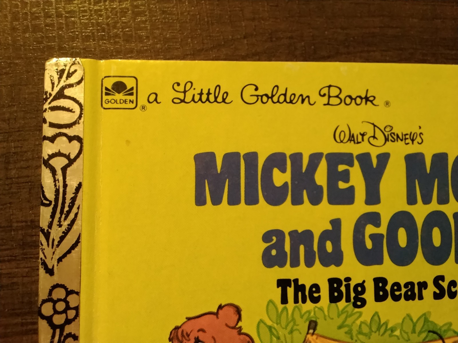 A Little Golden Book-Walt Disney’s-Mickey Mouse And Goofy The Big Bear Scare