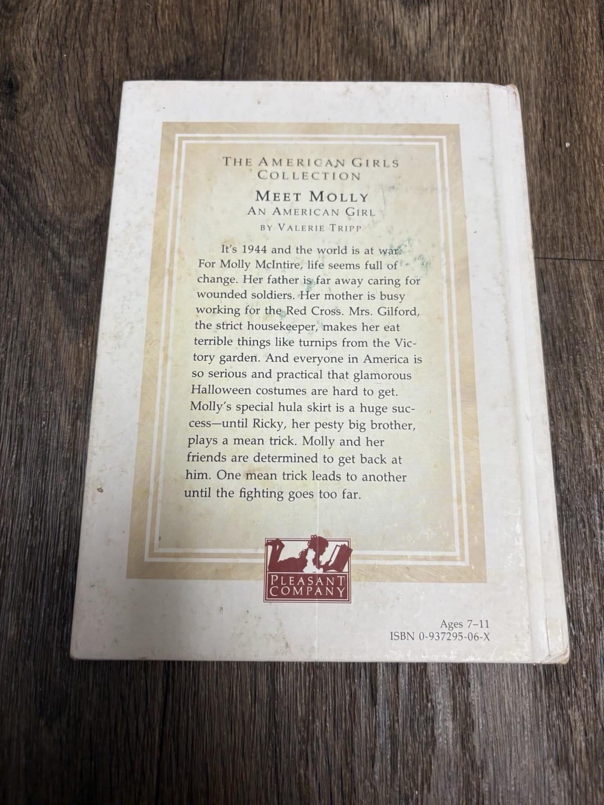 American girl pleasant company Meet Molly hardback book.