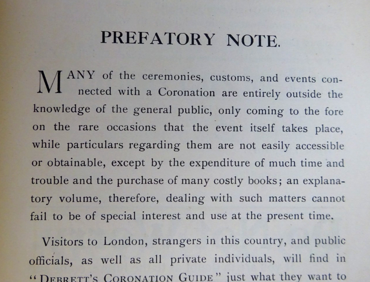 **HC BOOK 1911 DEBRETT’S CORONATION GUIDE KING GEORGE V & MARY ILLUSTRATED w ADS