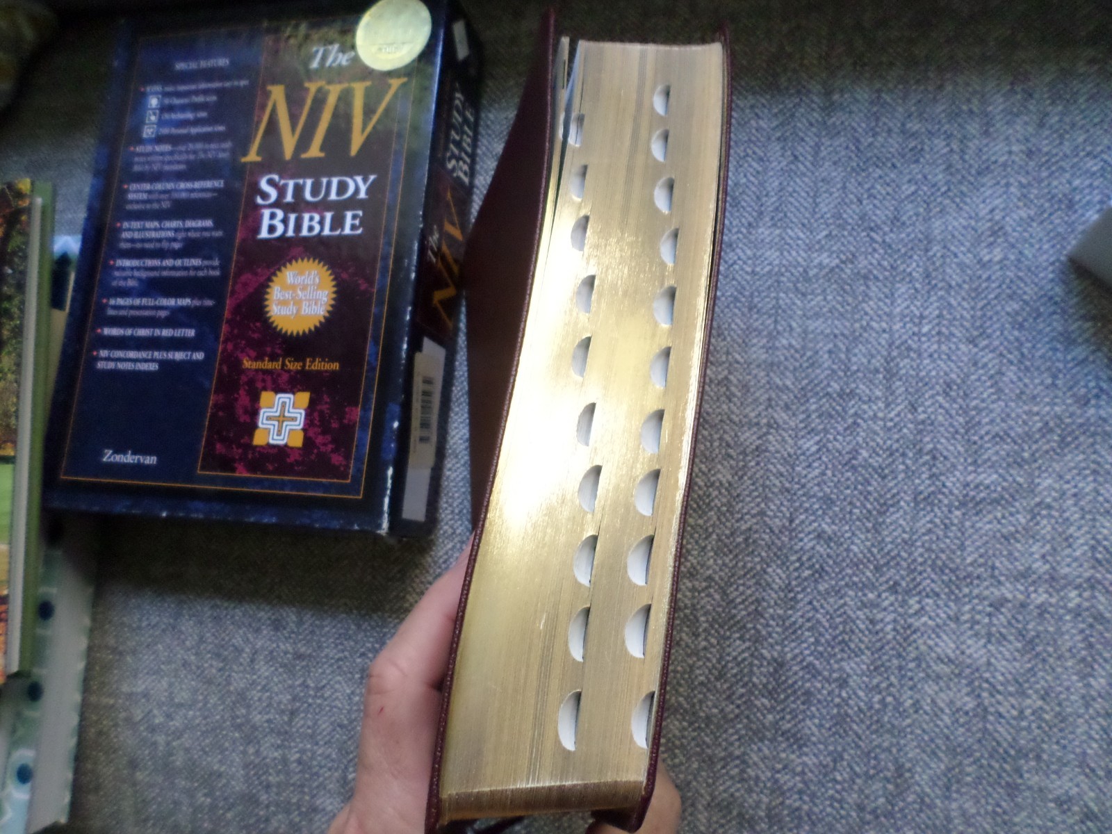 NIV Study Bible by Donald Burdick (1995, Hardcover) Standard Size Leather