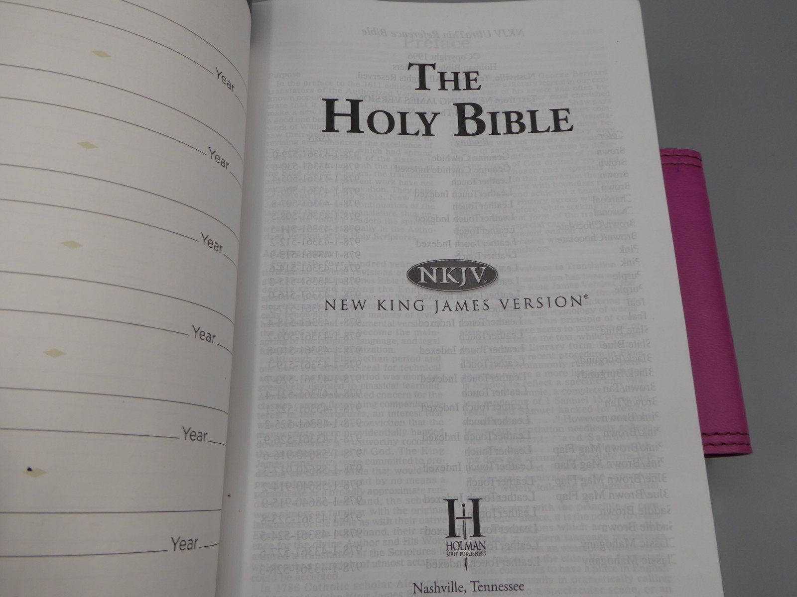 NKJV Ultrathin Reference Bible, Brown/Pink LeatherTouch with Magnetic Flap