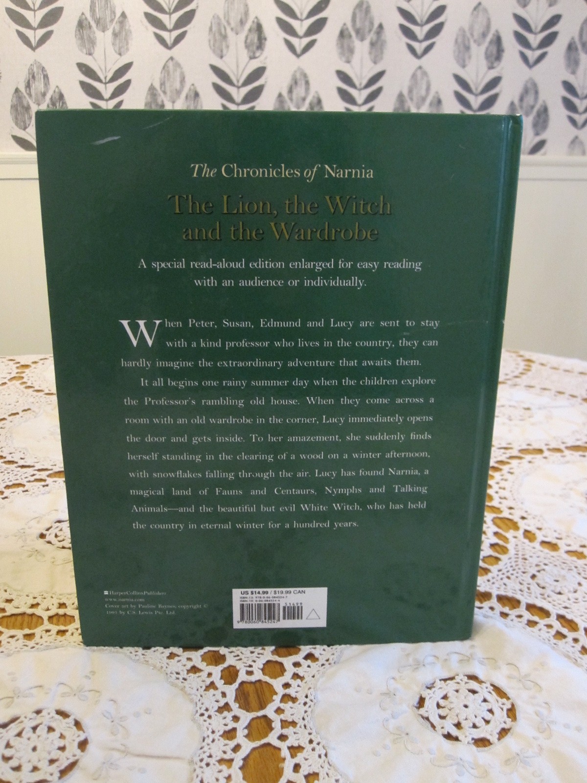 THE CHRONICLES of NARNIA Lion Witch Wardrobe C.S. Lewis Pauline Baynes 1994 HC
