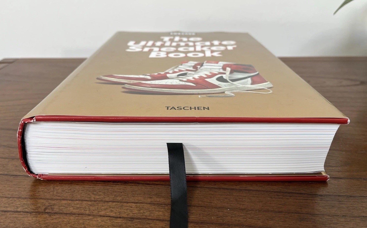 Sneaker Freaker The Ultimate Sneaker Book Simon Wood Shoe History 2018 Hardcover