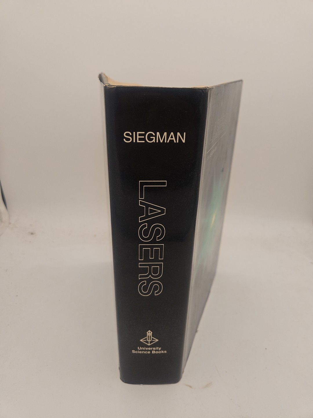 Lasers by Anthony Siegman University Books 1986 HC DJ 1st Ed 1st Prt VG Cond A4
