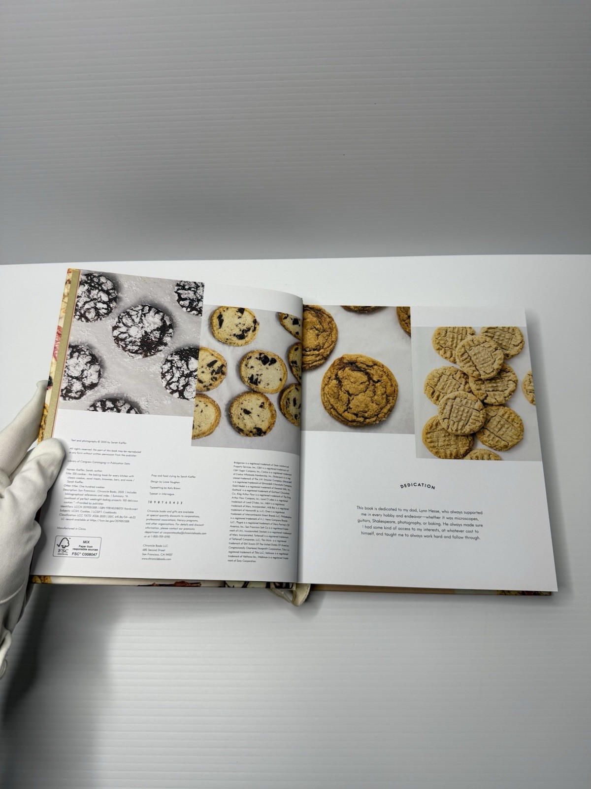 100 Cookies: the Baking Book for Every Kitchen with Classic Cookies Novel Treats