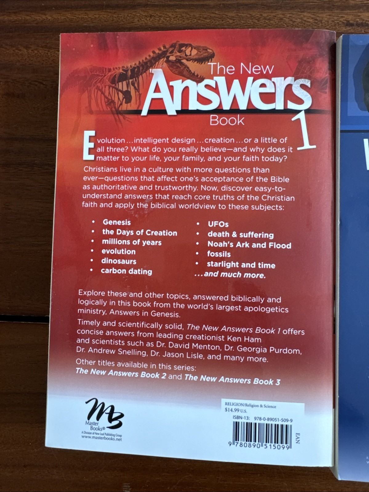 The New Answers Books 1-3: Over 25-35 Questions on Creation/Evolution and the…