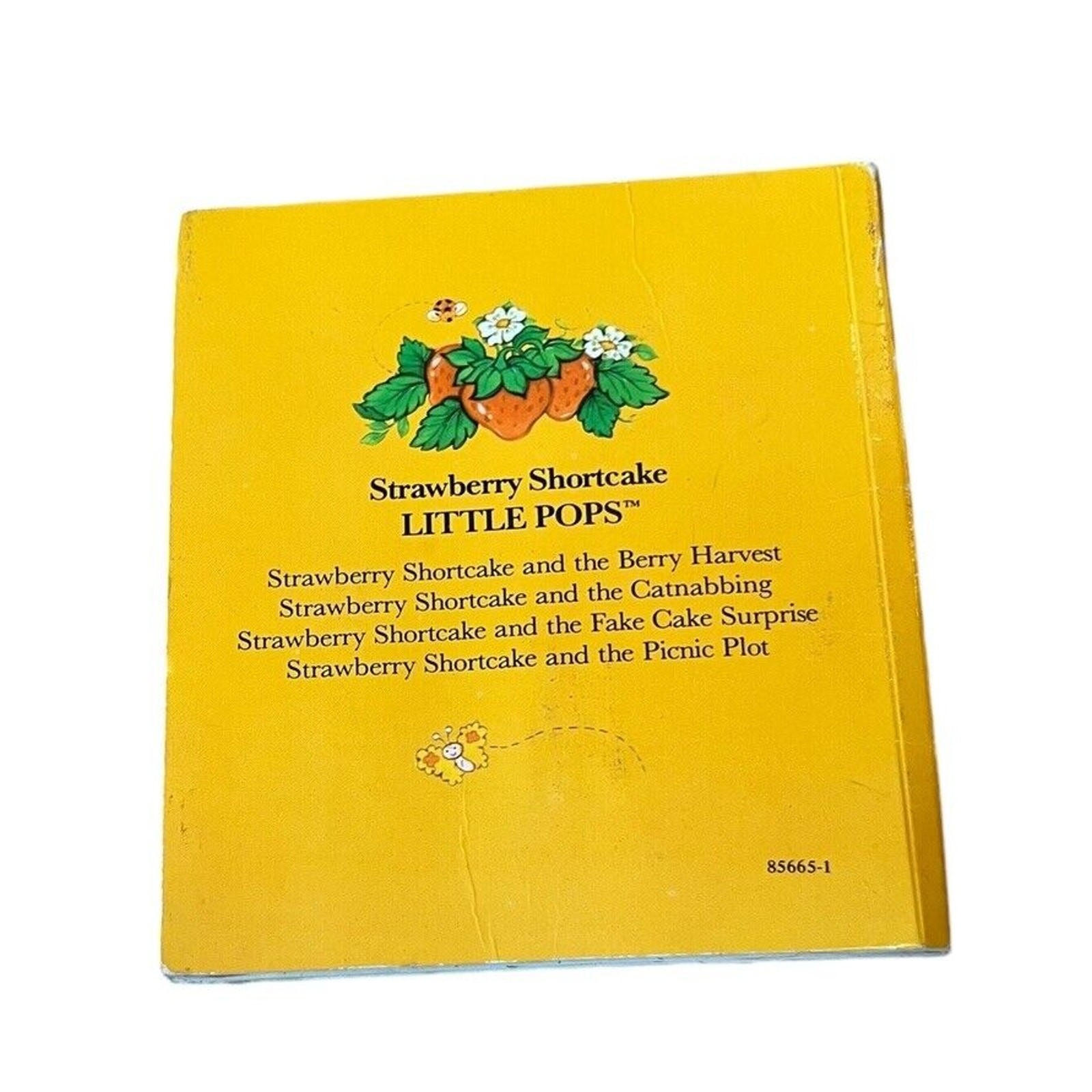 Strawberry Shortcake and the Berry Harvest Little Pops Pop-up Book 1982