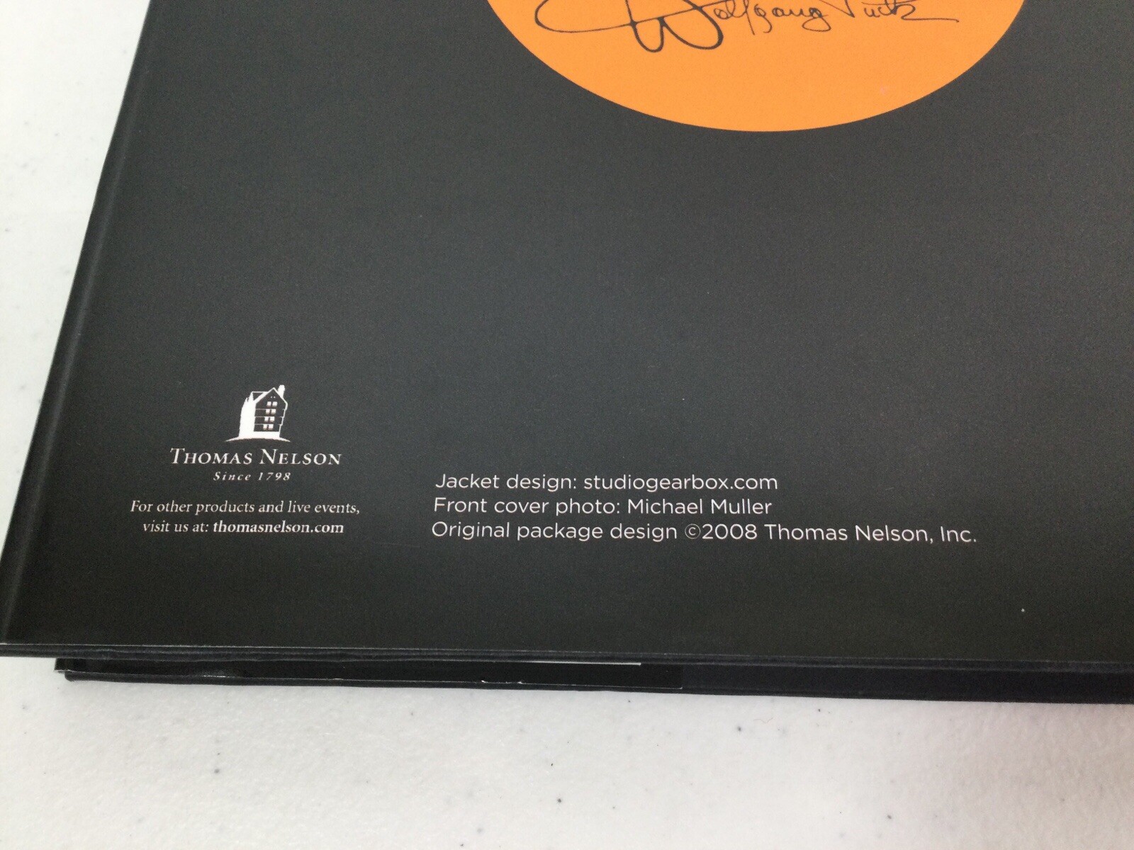 WOLFGANG PUCK Book “Makes It Easy”. 332 Pages. Hardcover. Inscribed. Never Used.
