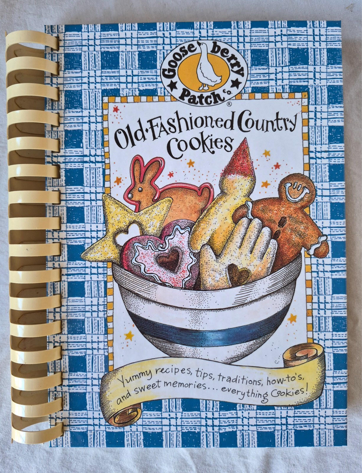 Mint Set of 4 Gooseberry Patch Cookbooks Pre-Owned Excellent Condition
