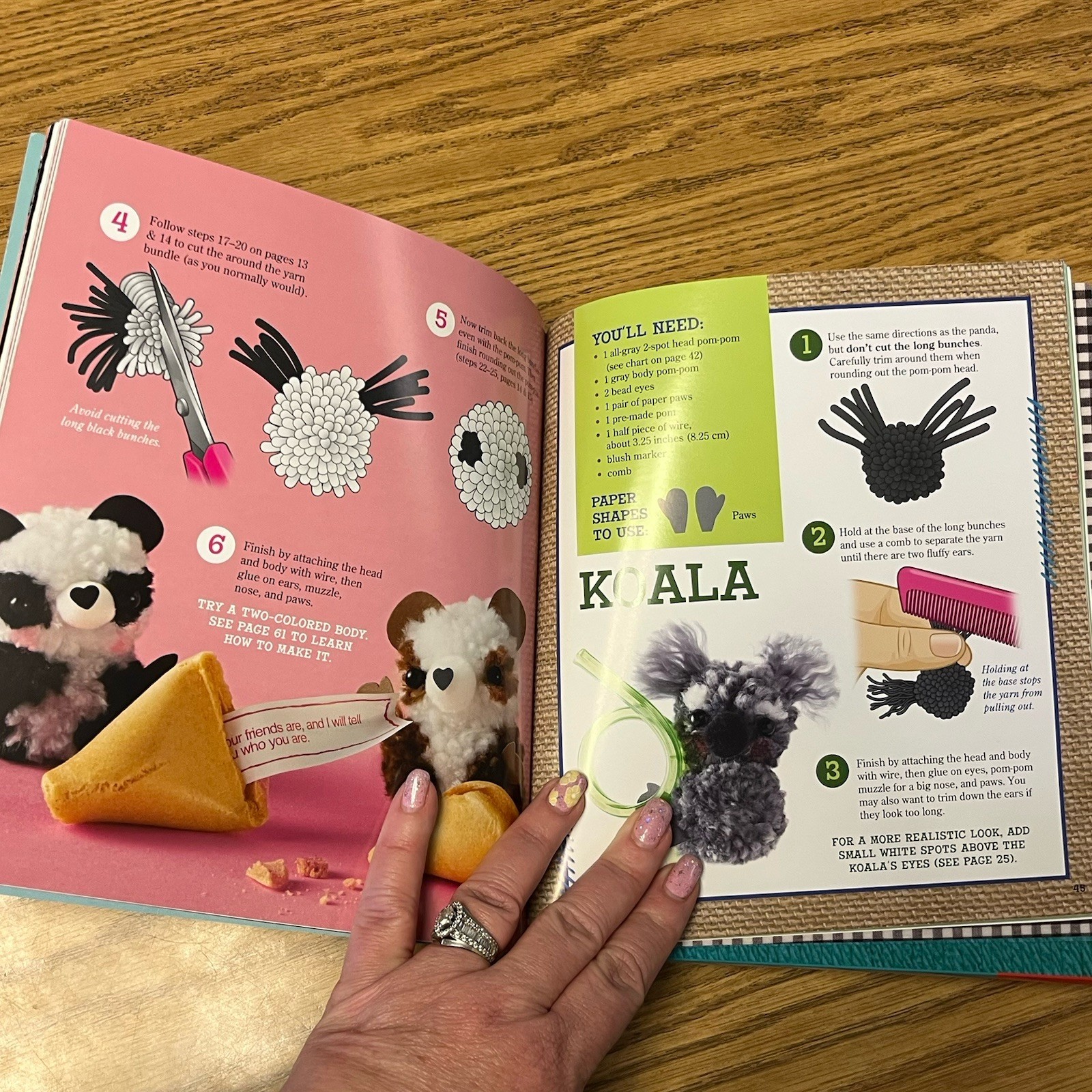 New Klutz Mini Pom-Pom Pets book and kit arts and crafts activities kids