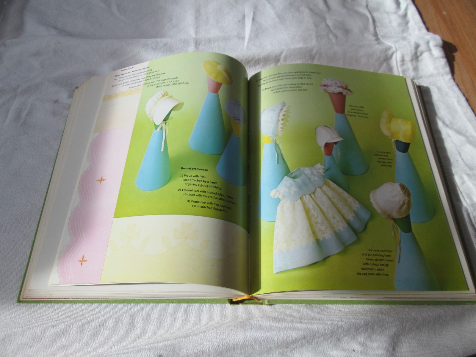 SINGER Sewing Book 2nd Ed. Vintage 1972 ~ Color Photos & Illustrations 500 Pages